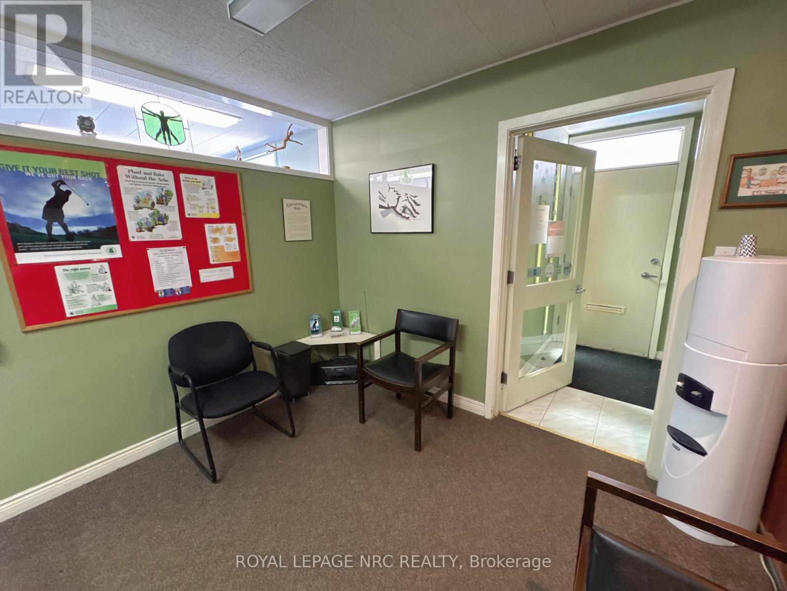4207/4213 Drummond Road, Niagara Falls, Ontario  L2E 6C2 - Photo 6 - X12367489
