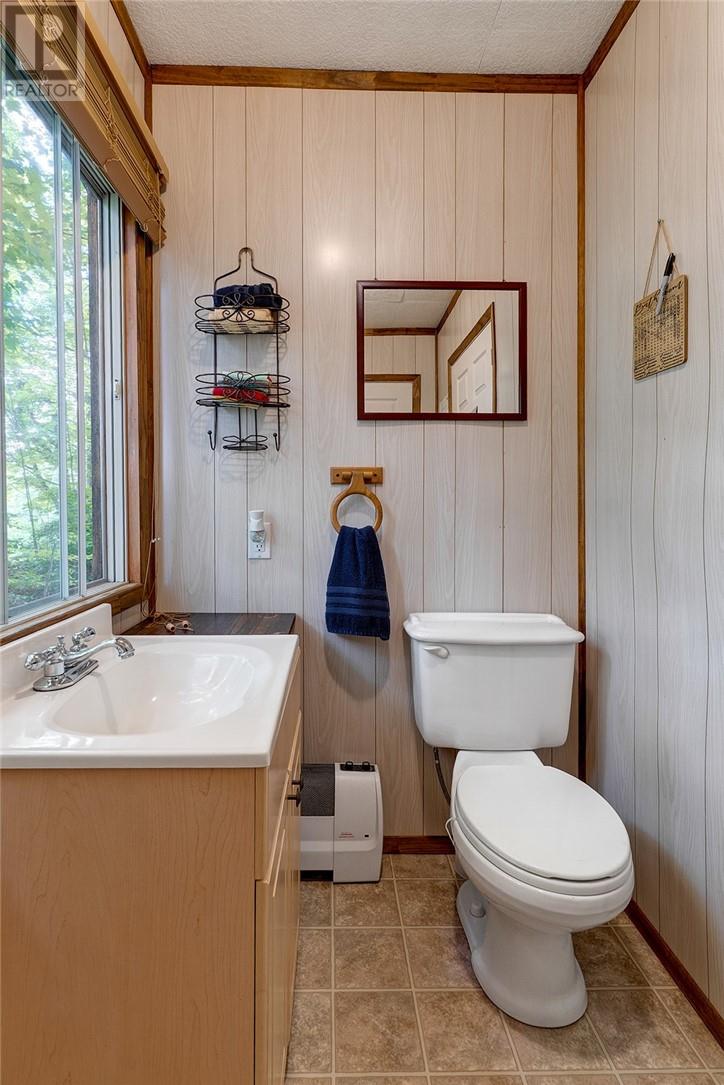 700 Bayline Drive, Mckerrow, Ontario  P0P 1M0 - Photo 22 - 2124370