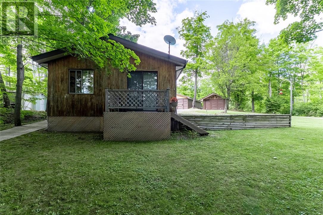 700 Bayline Drive, Mckerrow, Ontario  P0P 1M0 - Photo 3 - 2124370