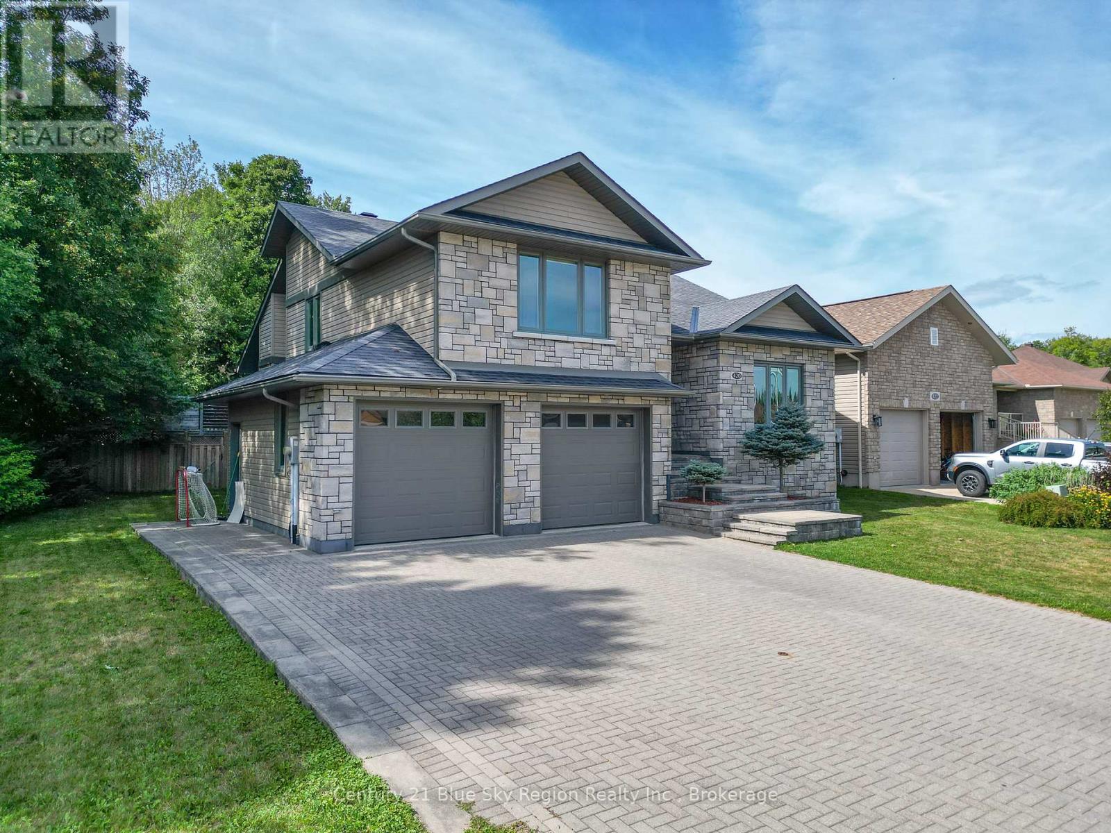 420 PEARCE STREET, north bay (airport), Ontario