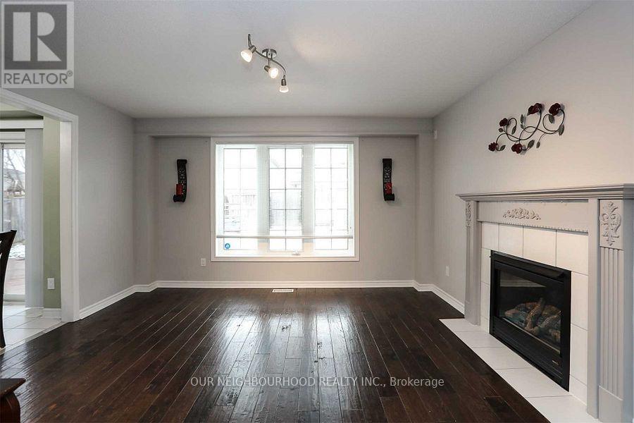 83 Cloughley Drive N, Barrie, Ontario  L4N 9T8 - Photo 4 - S12367862