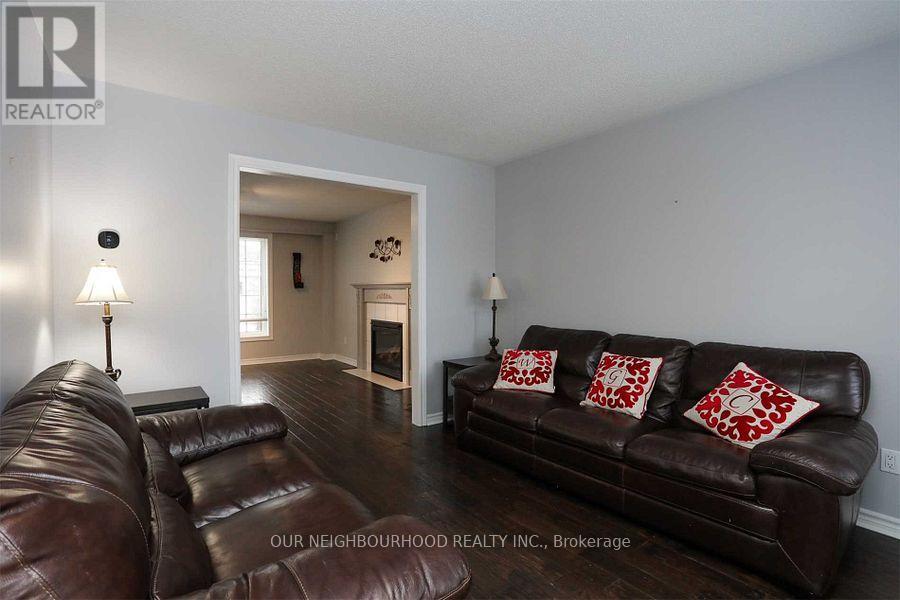 83 Cloughley Drive N, Barrie, Ontario  L4N 9T8 - Photo 5 - S12367862