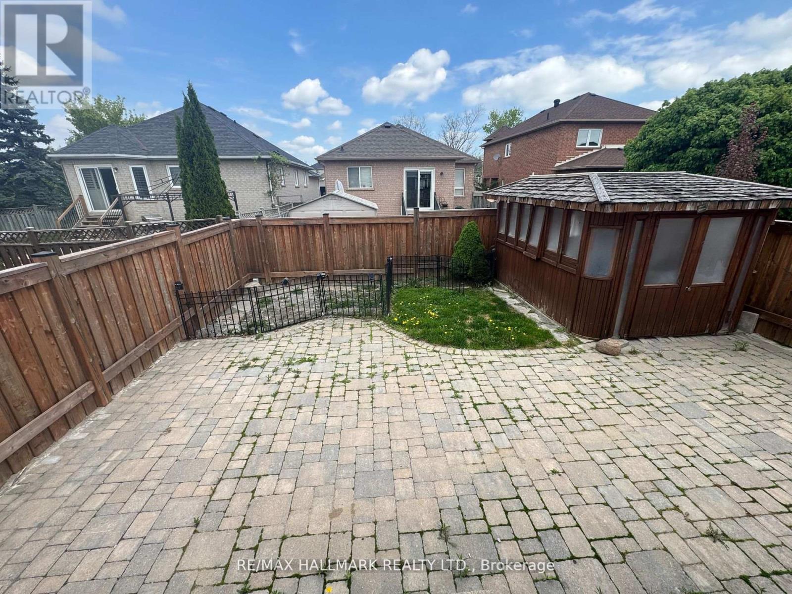 203 Landsbridge Street, Caledon, Ontario  L7E 2J6 - Photo 38 - W12367783