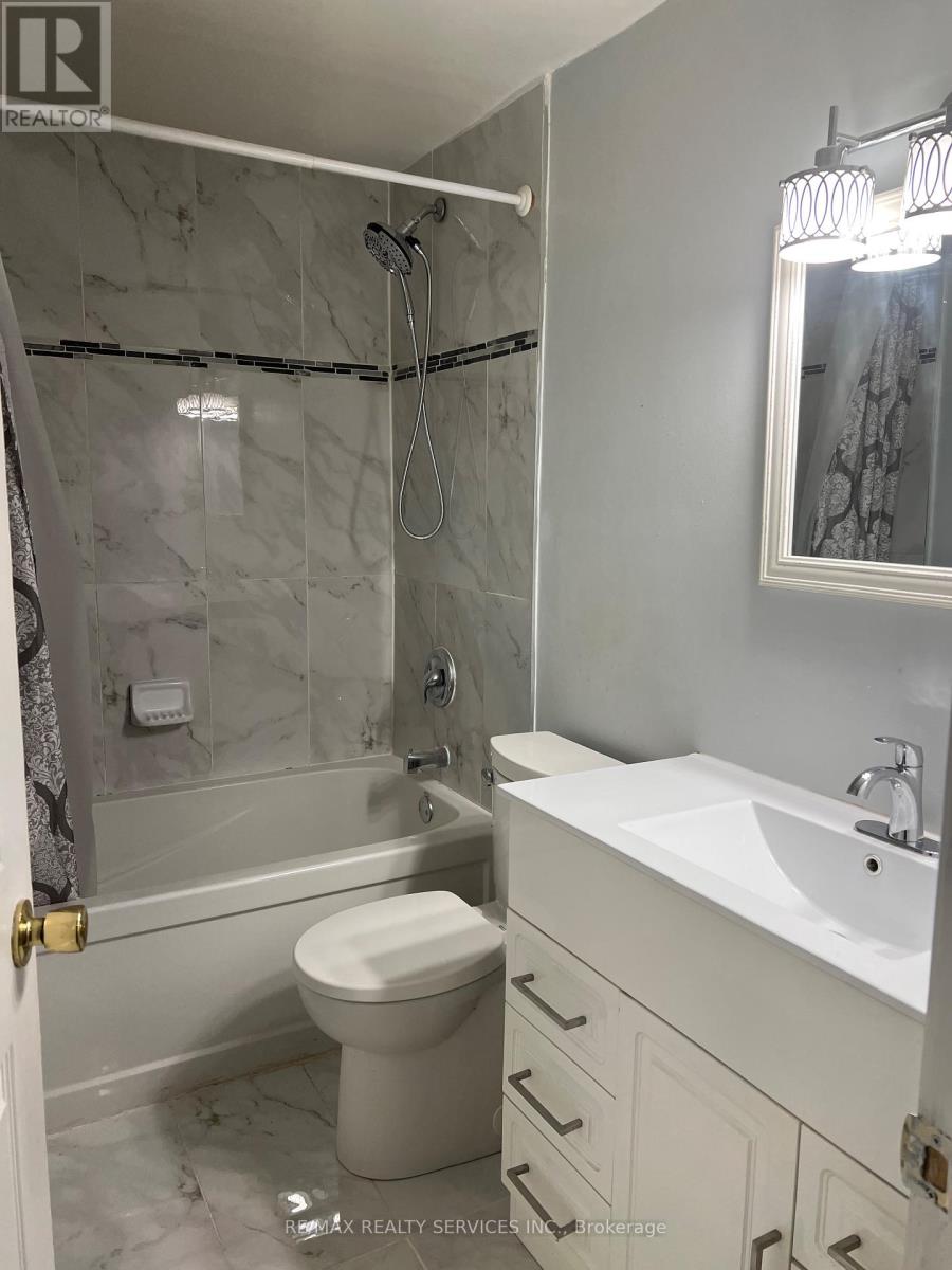 49 - 93 Hansen Road N, Brampton, Ontario  L6V 3C8 - Photo 15 - W12367812