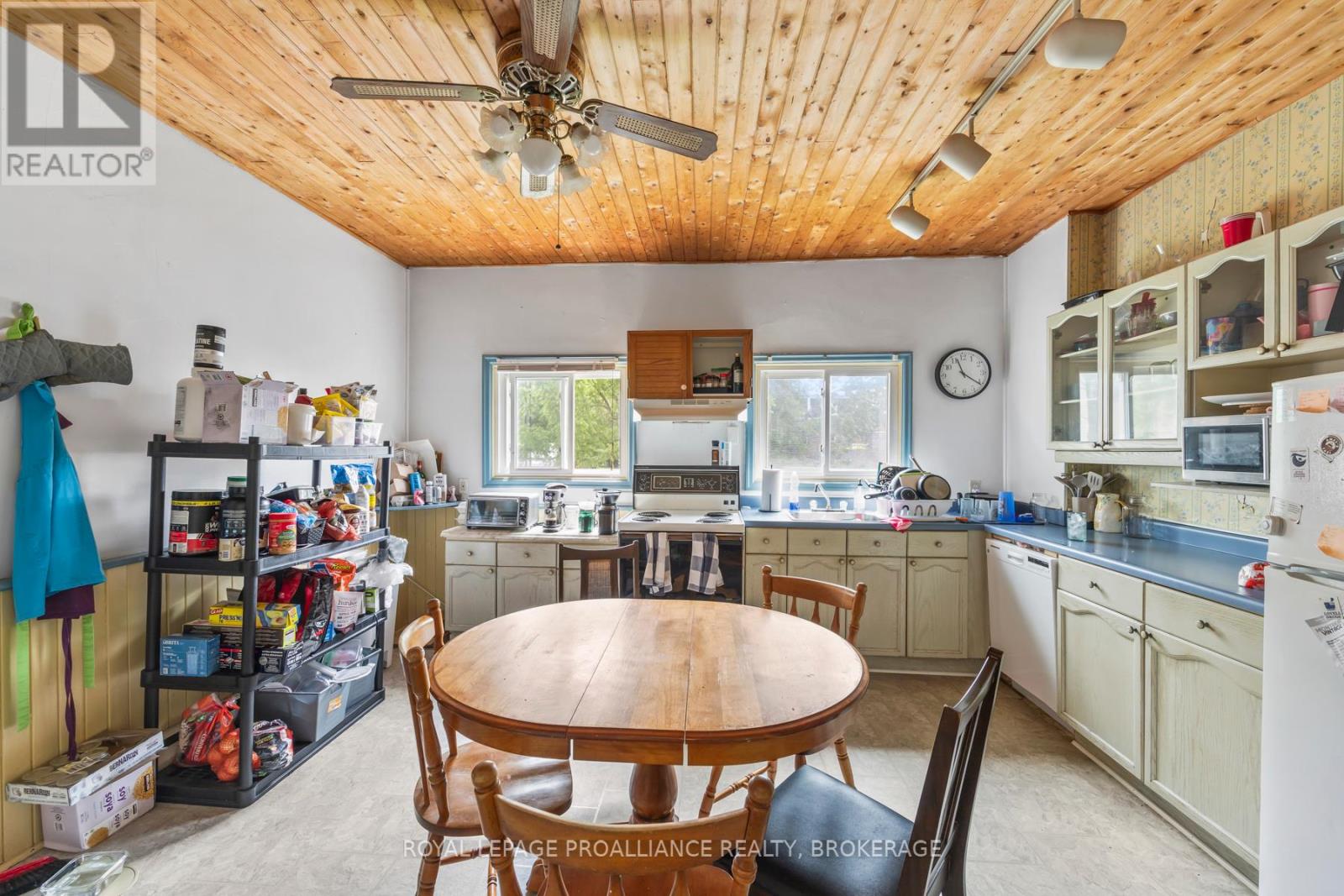 99 Bagot Street, Kingston, Ontario  K7L 3E6 - Photo 17 - X12367873