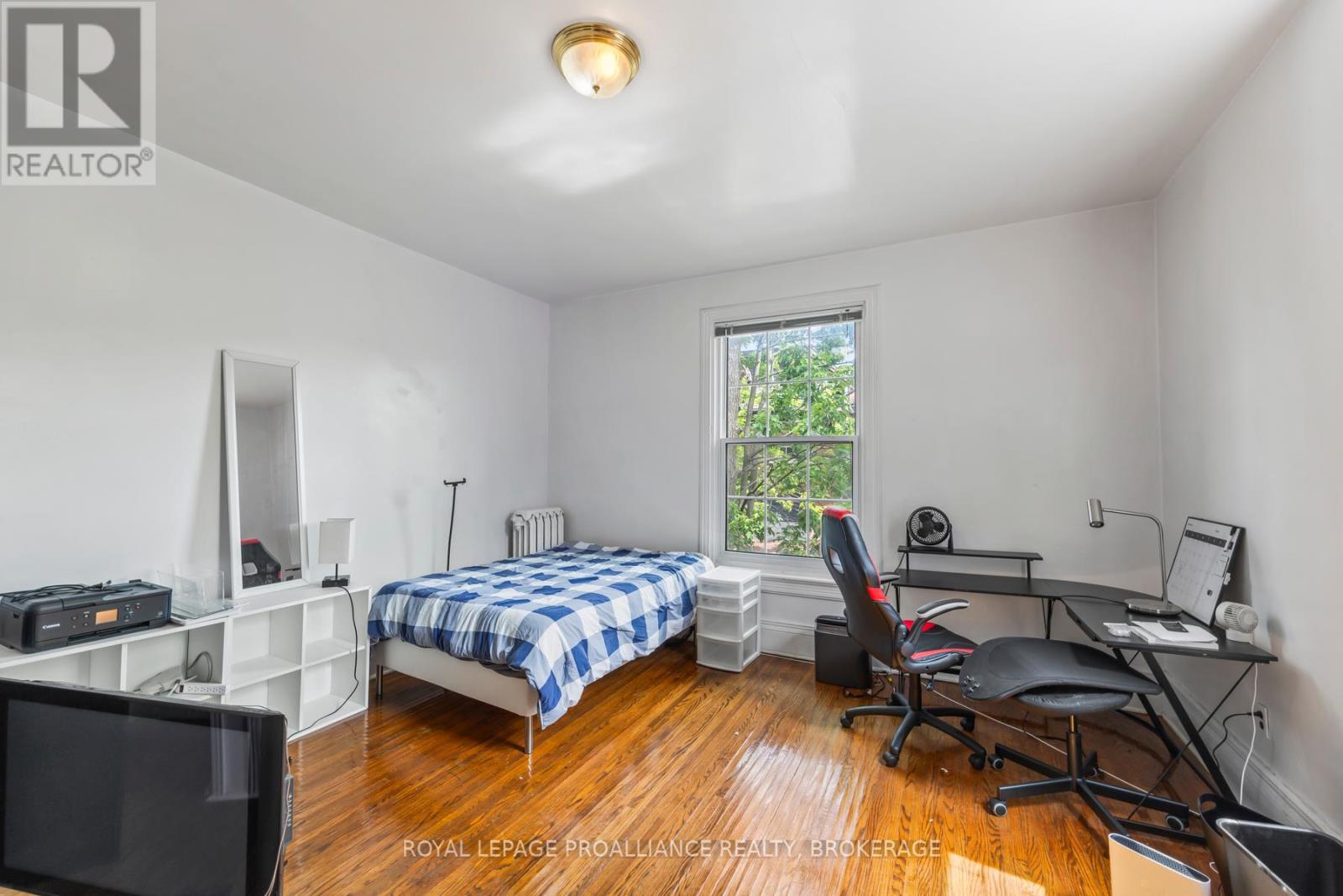 99 Bagot Street, Kingston, Ontario  K7L 3E6 - Photo 30 - X12367873
