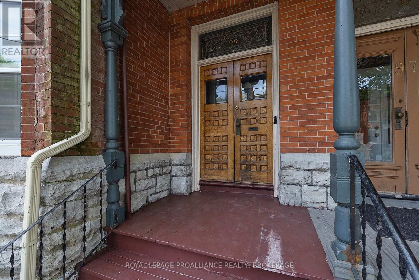 99 Bagot Street, Kingston, Ontario  K7L 3E6 - Photo 4 - X12367873