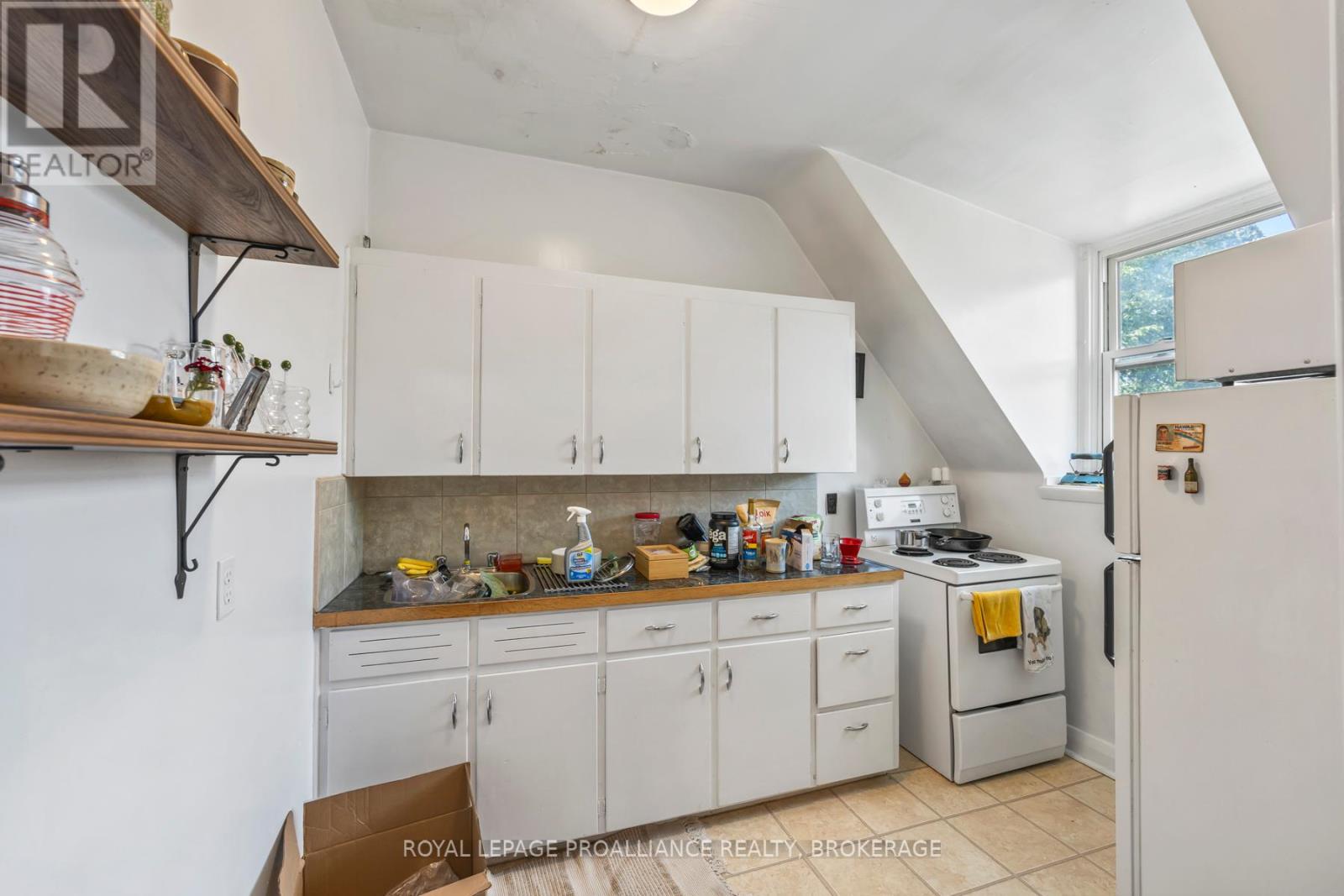 99 Bagot Street, Kingston, Ontario  K7L 3E6 - Photo 45 - X12367873