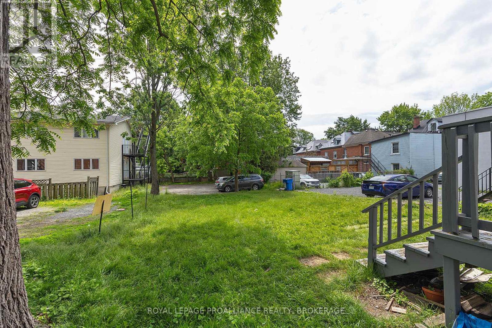 99 Bagot Street, Kingston, Ontario  K7L 3E6 - Photo 5 - X12367873