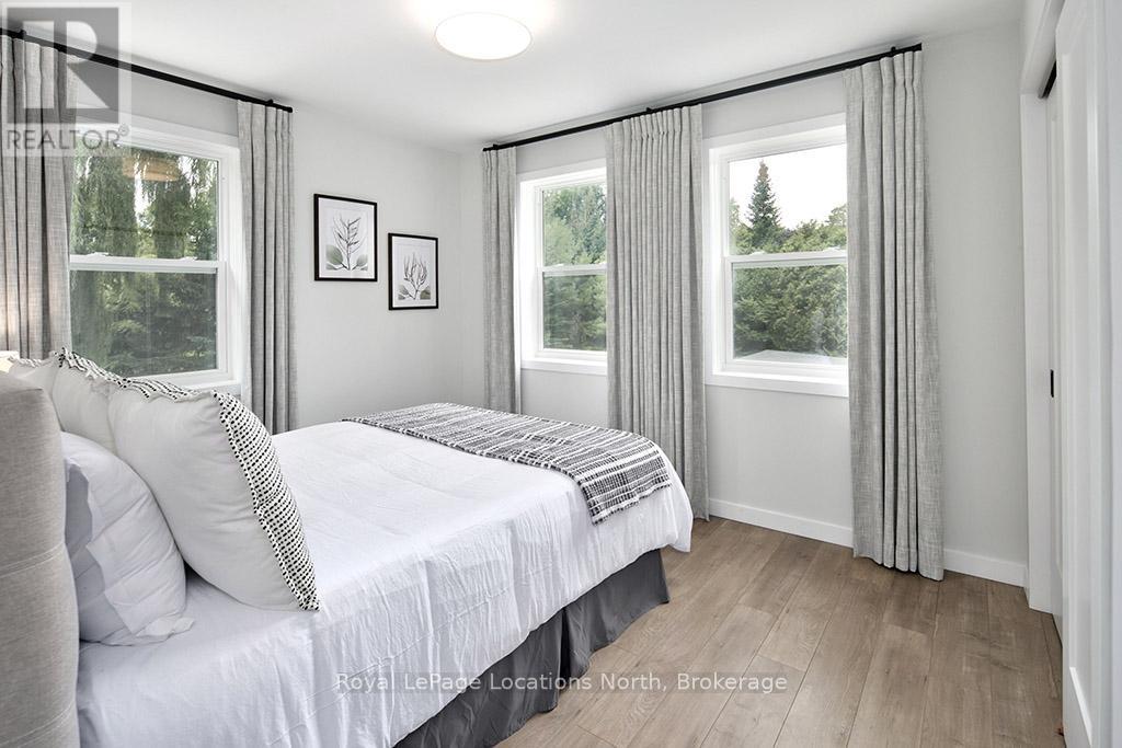 116 Marsh Street, Blue Mountains, Ontario  N0H 1J0 - Photo 38 - X12367833
