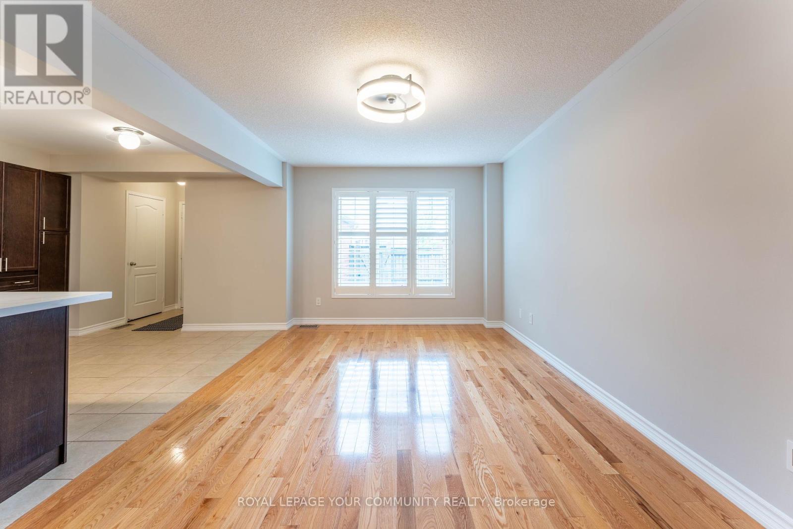 6 Bellchase Trail, Brampton, Ontario  L6P 3K4 - Photo 7 - W12215352