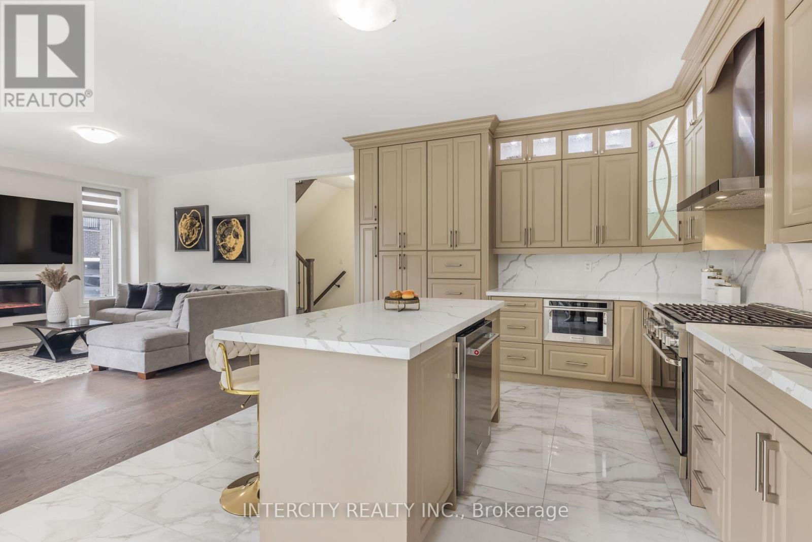 54 Moorcroft Place, Brampton, Ontario  L6P 4P7 - Photo 15 - W12223971