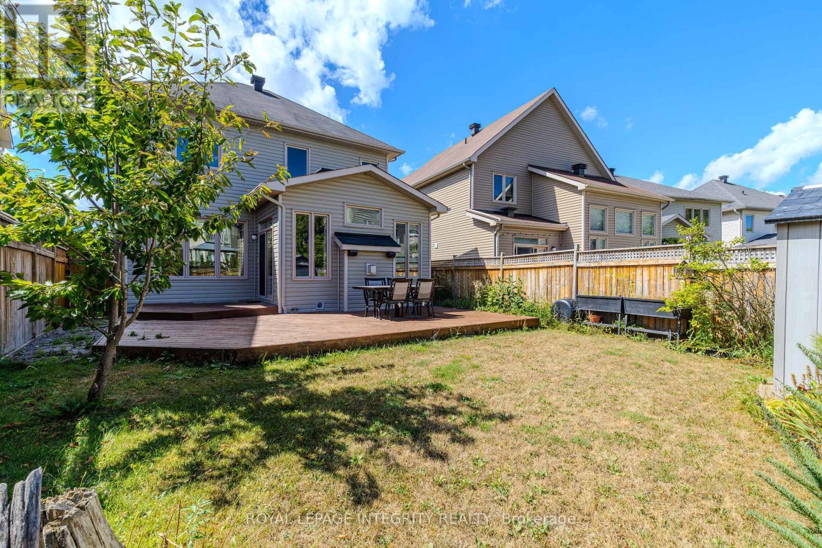 218 Keyrock Drive, Ottawa, Ontario  K2T 0B4 - Photo 37 - X12363732