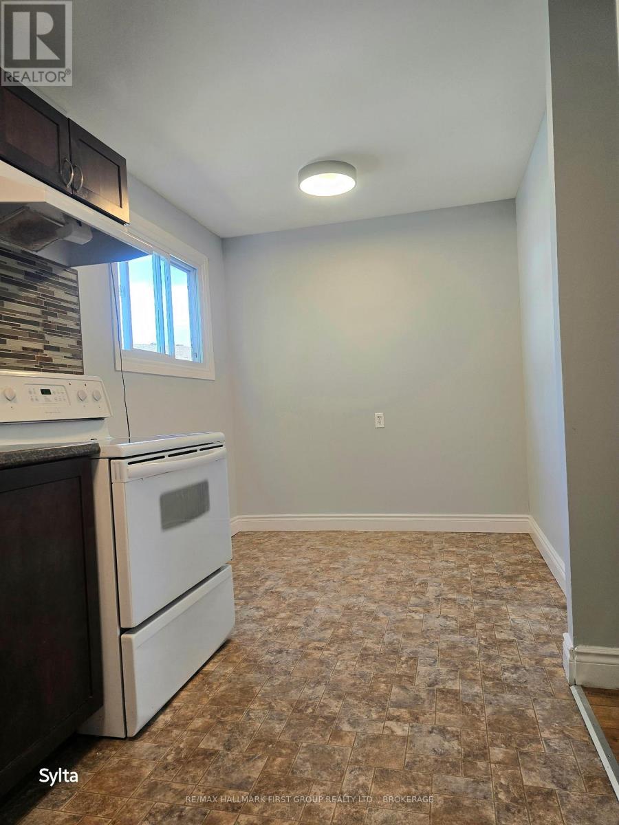 152 - 1098 Craig Lane, Kingston, Ontario  K7M 7R9 - Photo 8 - X12351630