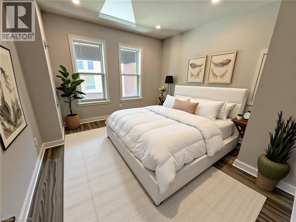 200 Holton Avenue S Unit# 1, Hamilton, Ontario  L8M 2L7 - Photo 3 - 40764134