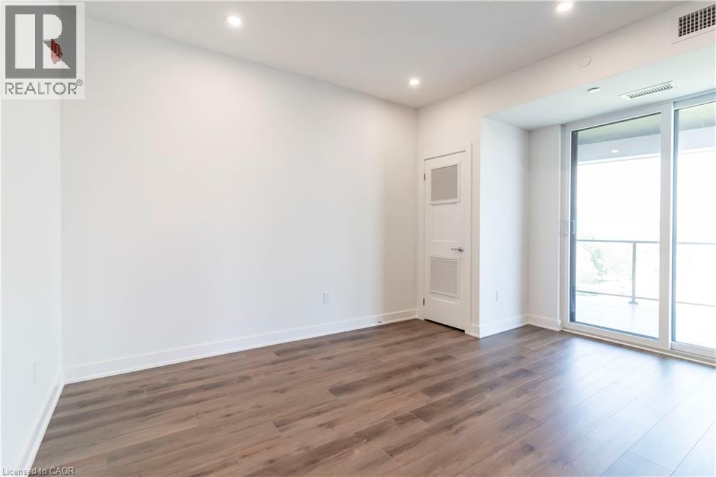 312 Erb Street W Unit# 402, Waterloo, Ontario  N2L 0K9 - Photo 4 - 40763285