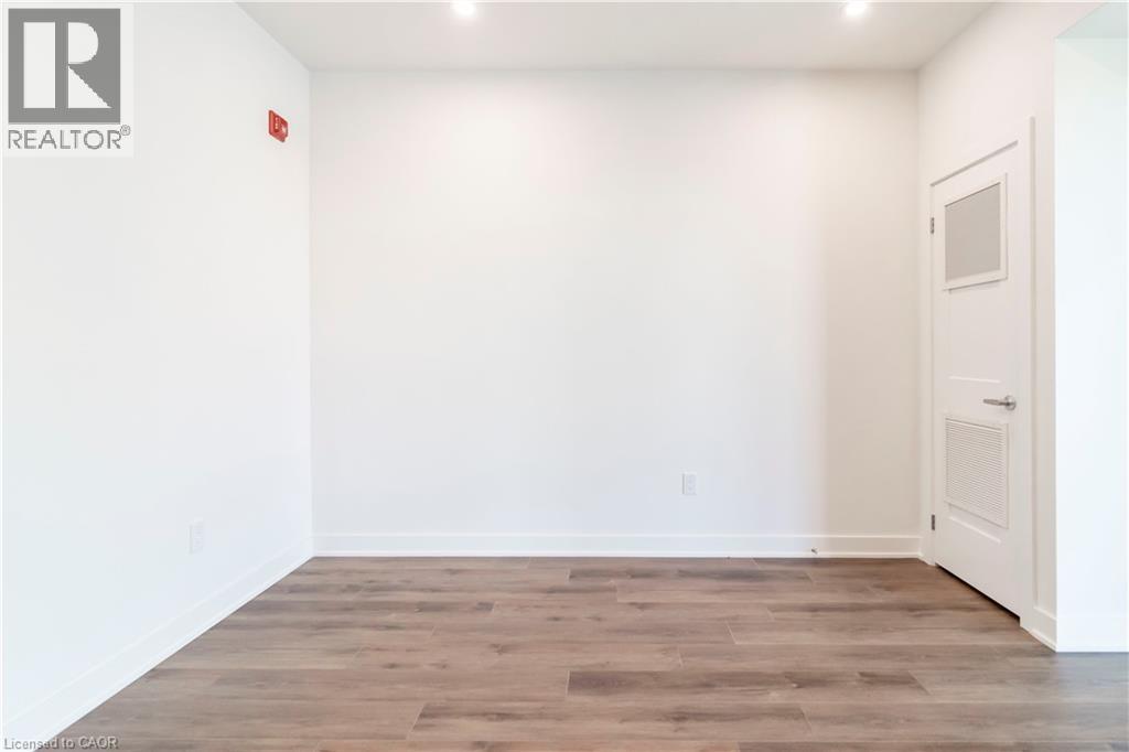 312 Erb Street W Unit# 402, Waterloo, Ontario  N2L 0K9 - Photo 8 - 40763285