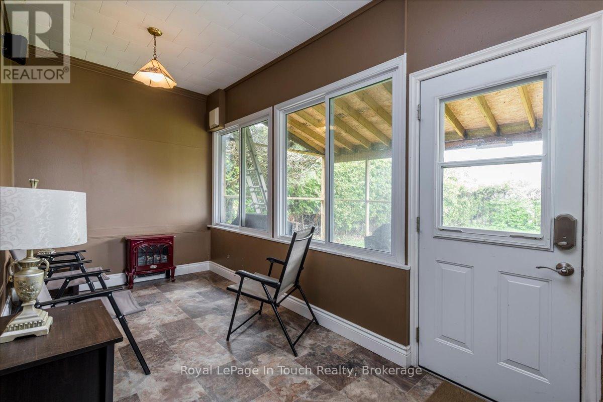 296 John Street, Midland, Ontario  L4R 2J5 - Photo 12 - S12368007