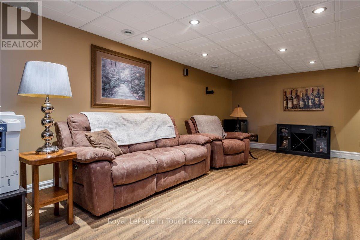 296 John Street, Midland, Ontario  L4R 2J5 - Photo 18 - S12368007
