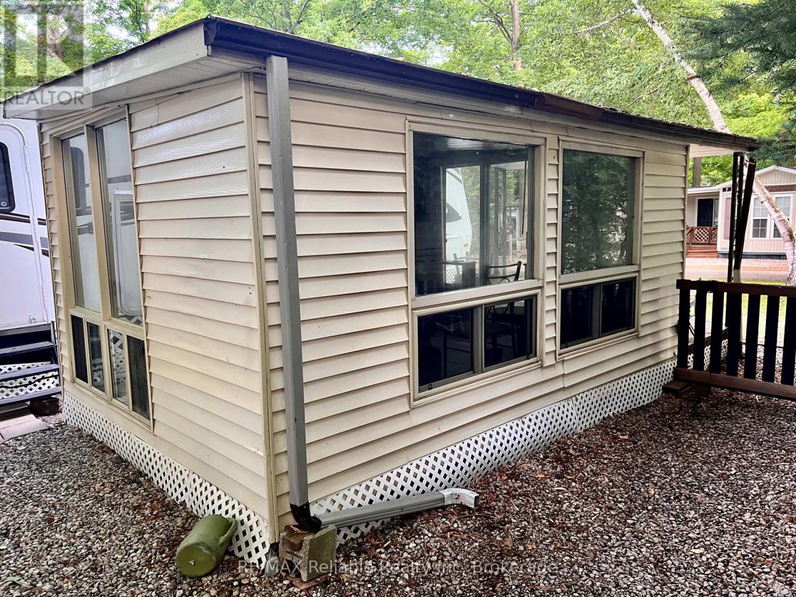 8 - 33900 Sugarbush Road, Bluewater, Ontario  N0M 1G0 - Photo 7 - X12367888