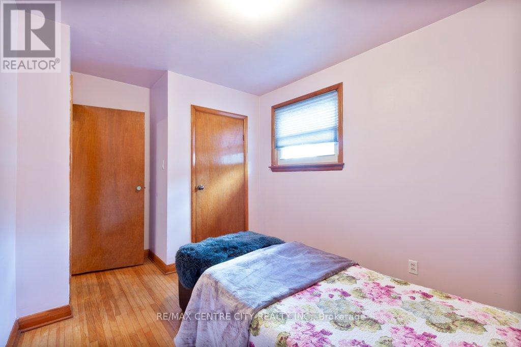 6 Wood Street, St. Thomas, Ontario  N5R 4K9 - Photo 17 - X12367993