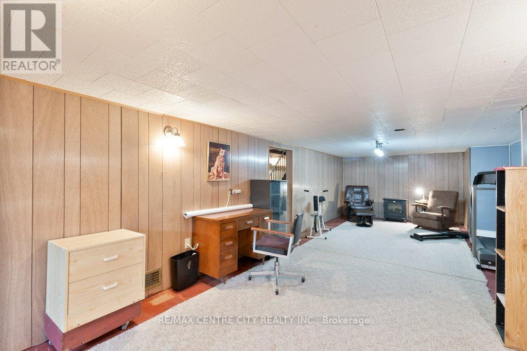 6 Wood Street, St. Thomas, Ontario  N5R 4K9 - Photo 26 - X12367993
