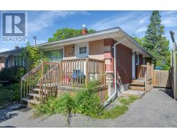 845 TROJAN AVENUE, Ottawa, Ontario