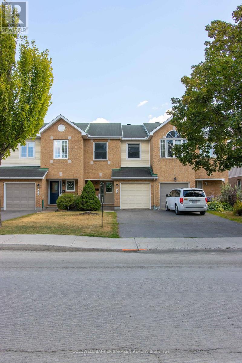 98 Grassy Plains Drive, Ottawa, Ontario  K2M 2N3 - Photo 4 - X12367948