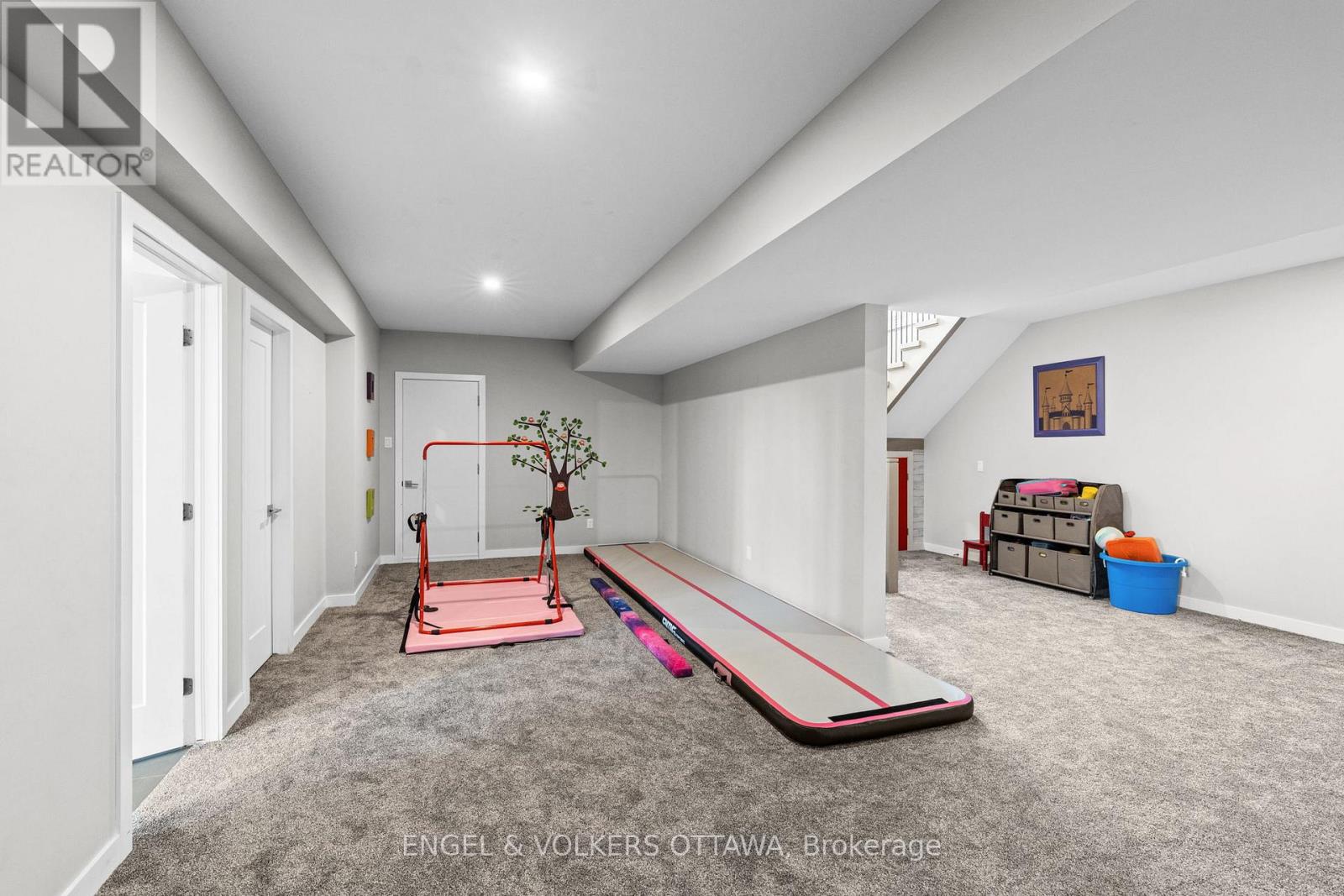 532 Leimerk Court, Ottawa, Ontario  K4M 0E8 - Photo 36 - X12368011