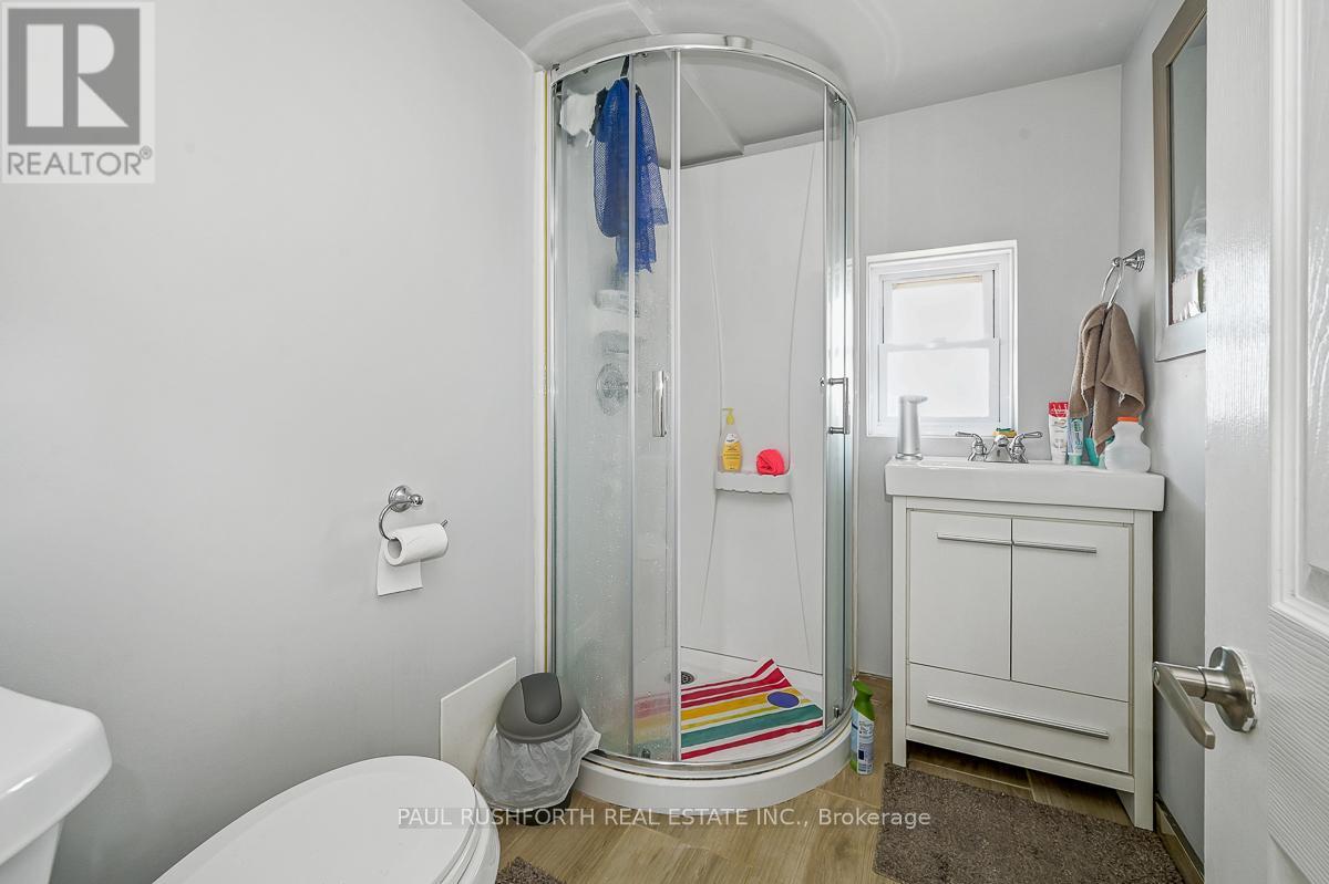 636 Clarke Avenue, Ottawa, Ontario  K1K 0Y5 - Photo 19 - X12368013
