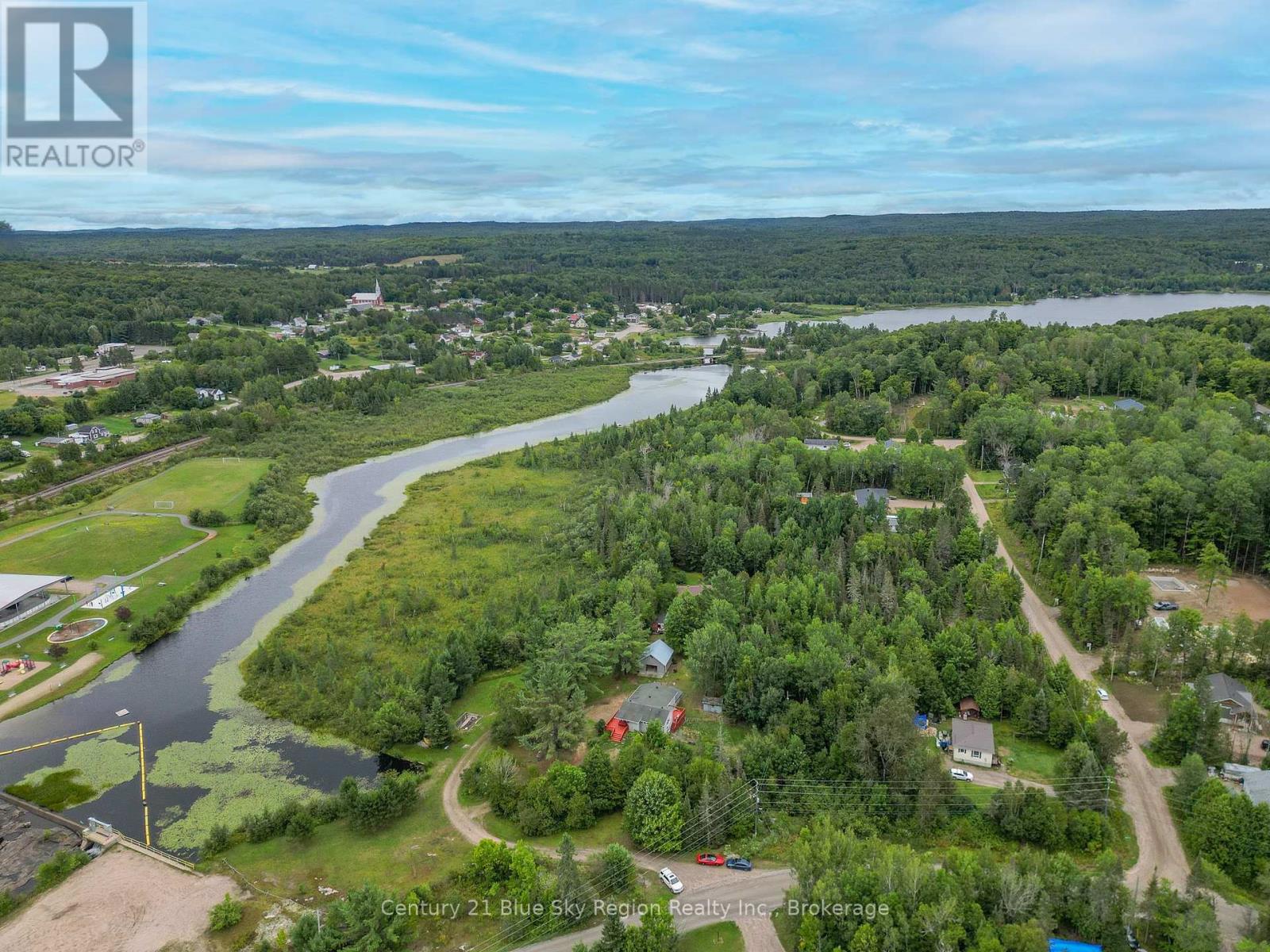 525 Maple Road, Bonfield, Ontario  P0H 1E0 - Photo 11 - X12368030