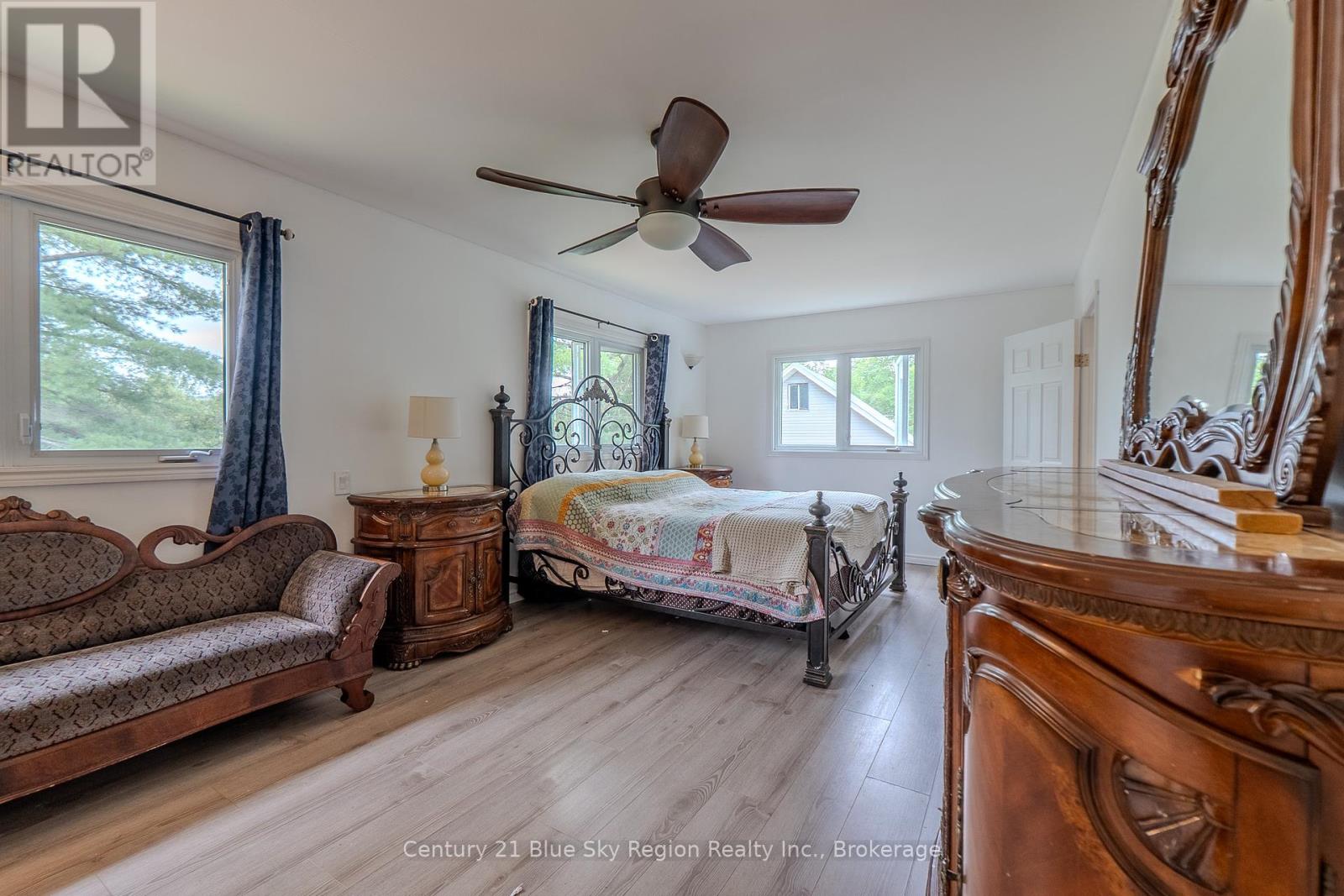 525 Maple Road, Bonfield, Ontario  P0H 1E0 - Photo 27 - X12368030