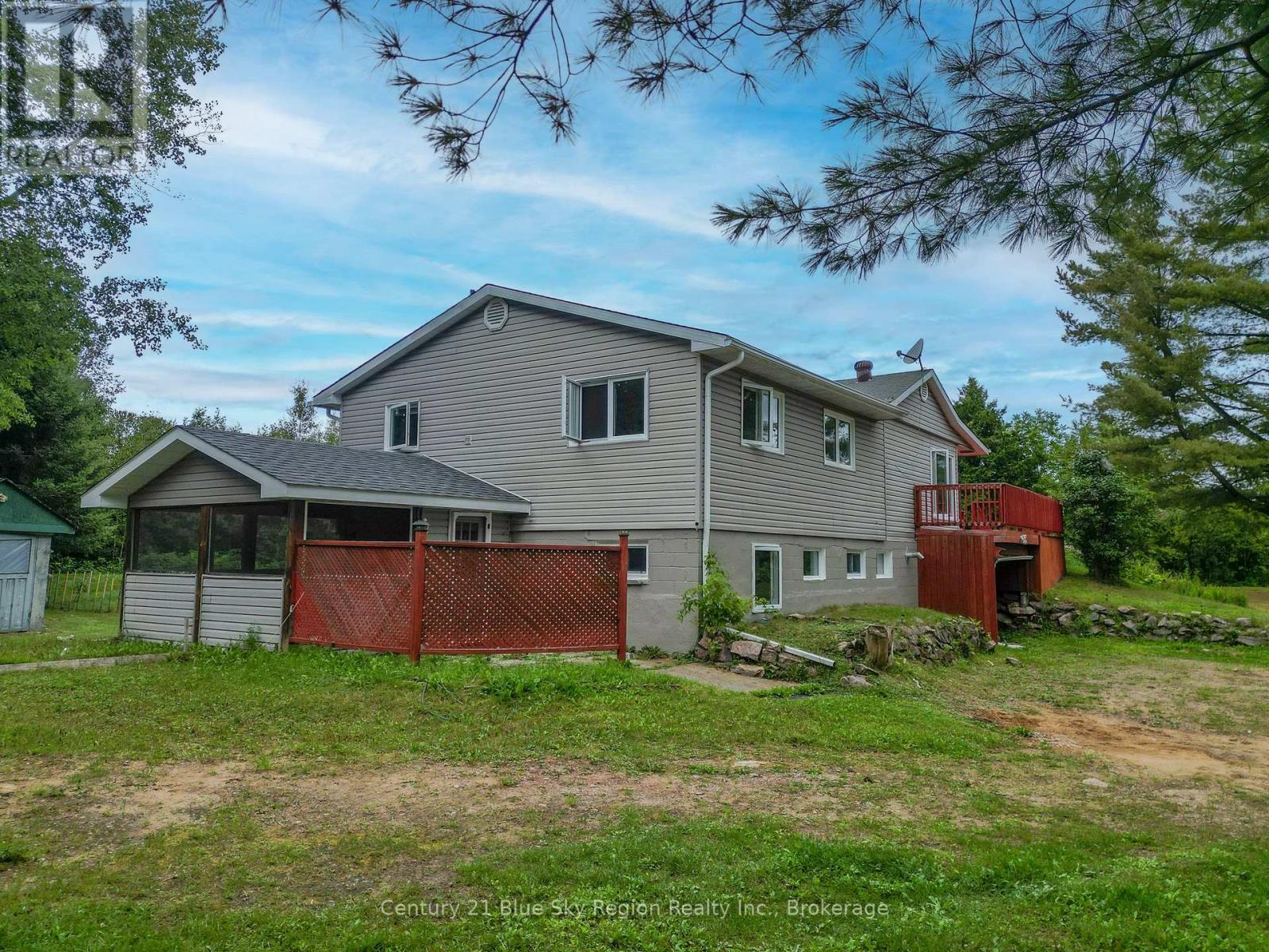 525 Maple Road, Bonfield, Ontario  P0H 1E0 - Photo 3 - X12368030