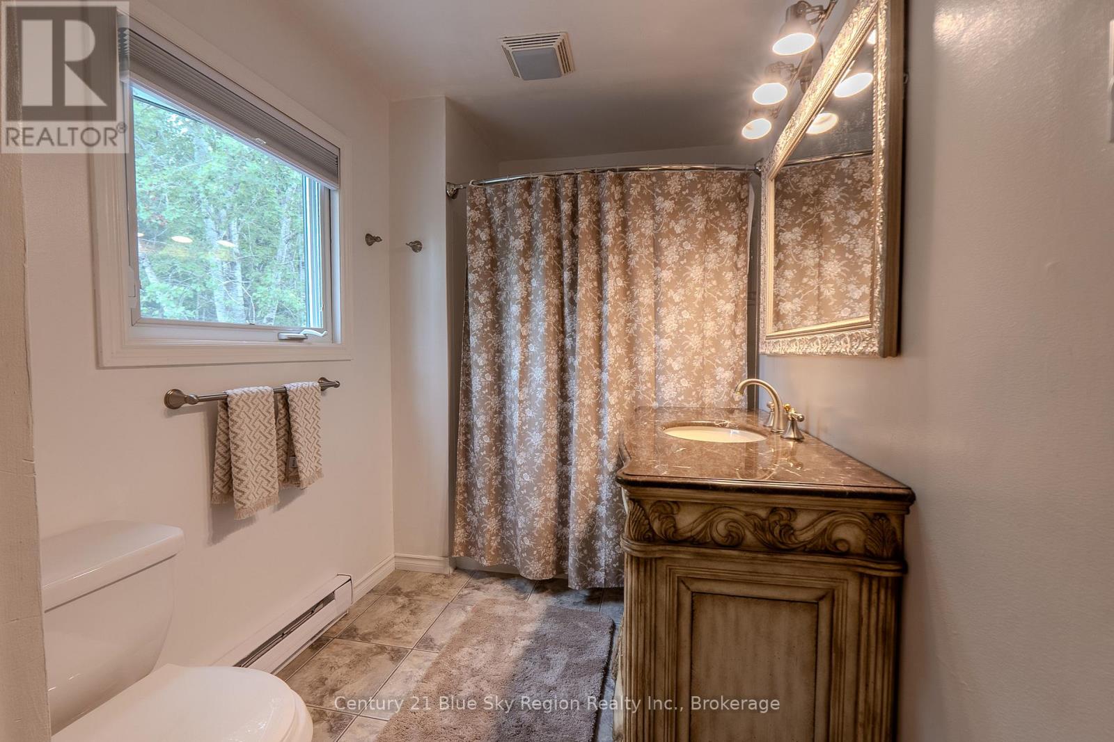 525 Maple Road, Bonfield, Ontario  P0H 1E0 - Photo 31 - X12368030