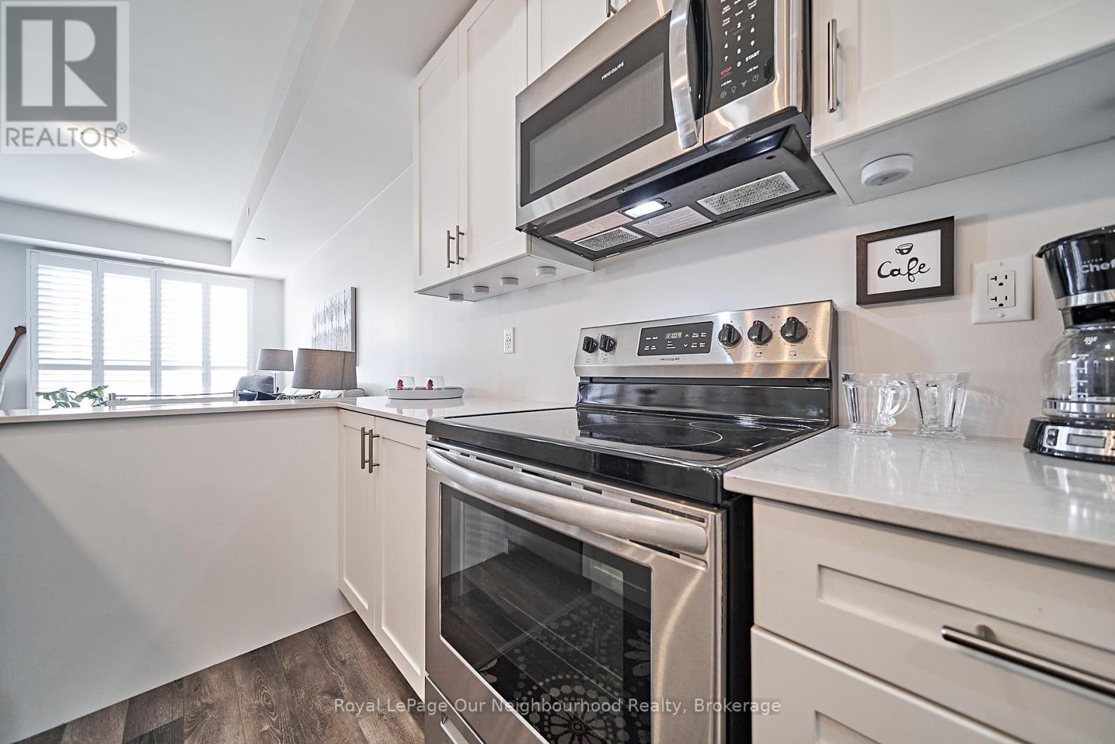 218 - 50 Lakebreeze Drive, Clarington, Ontario  L1B 0V9 - Photo 14 - E12367913