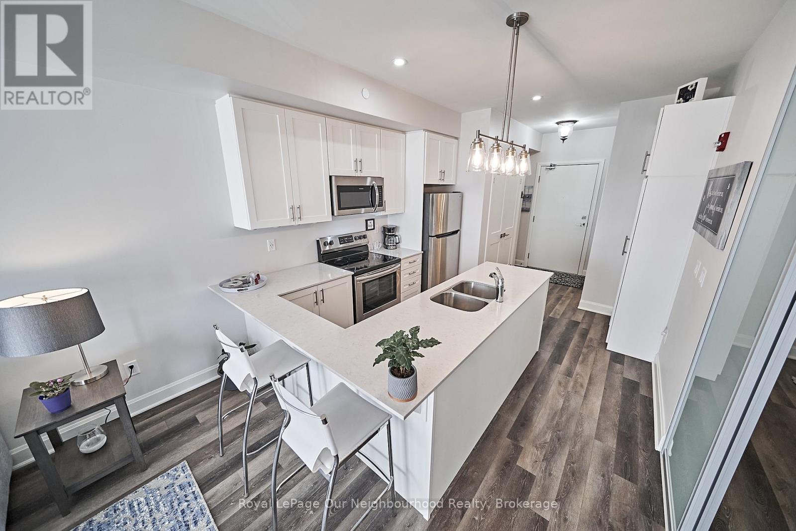 218 - 50 Lakebreeze Drive, Clarington, Ontario  L1B 0V9 - Photo 18 - E12367913