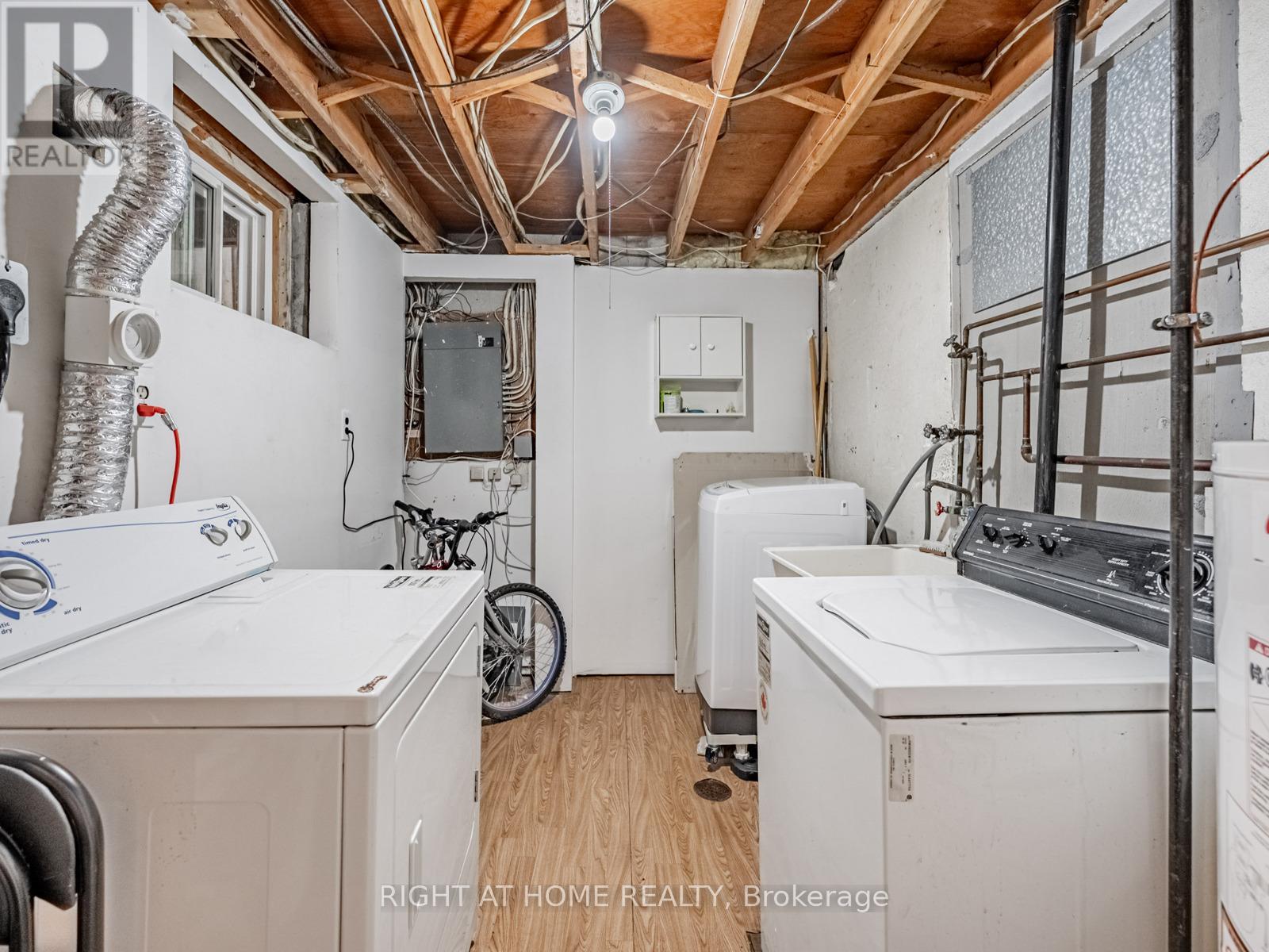 9 - 2380 Bromsgrove Road Sw, Mississauga (Clarkson), Ontario  L5J 4E6 - Photo 30 - W12367843