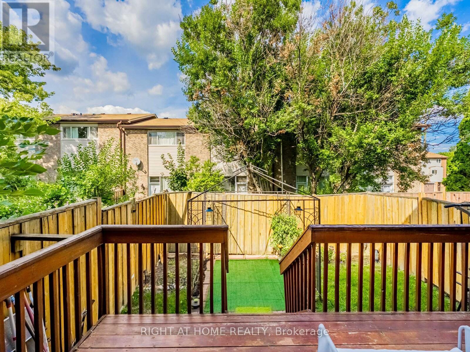 9 - 2380 Bromsgrove Road Sw, Mississauga (Clarkson), Ontario  L5J 4E6 - Photo 34 - W12367843