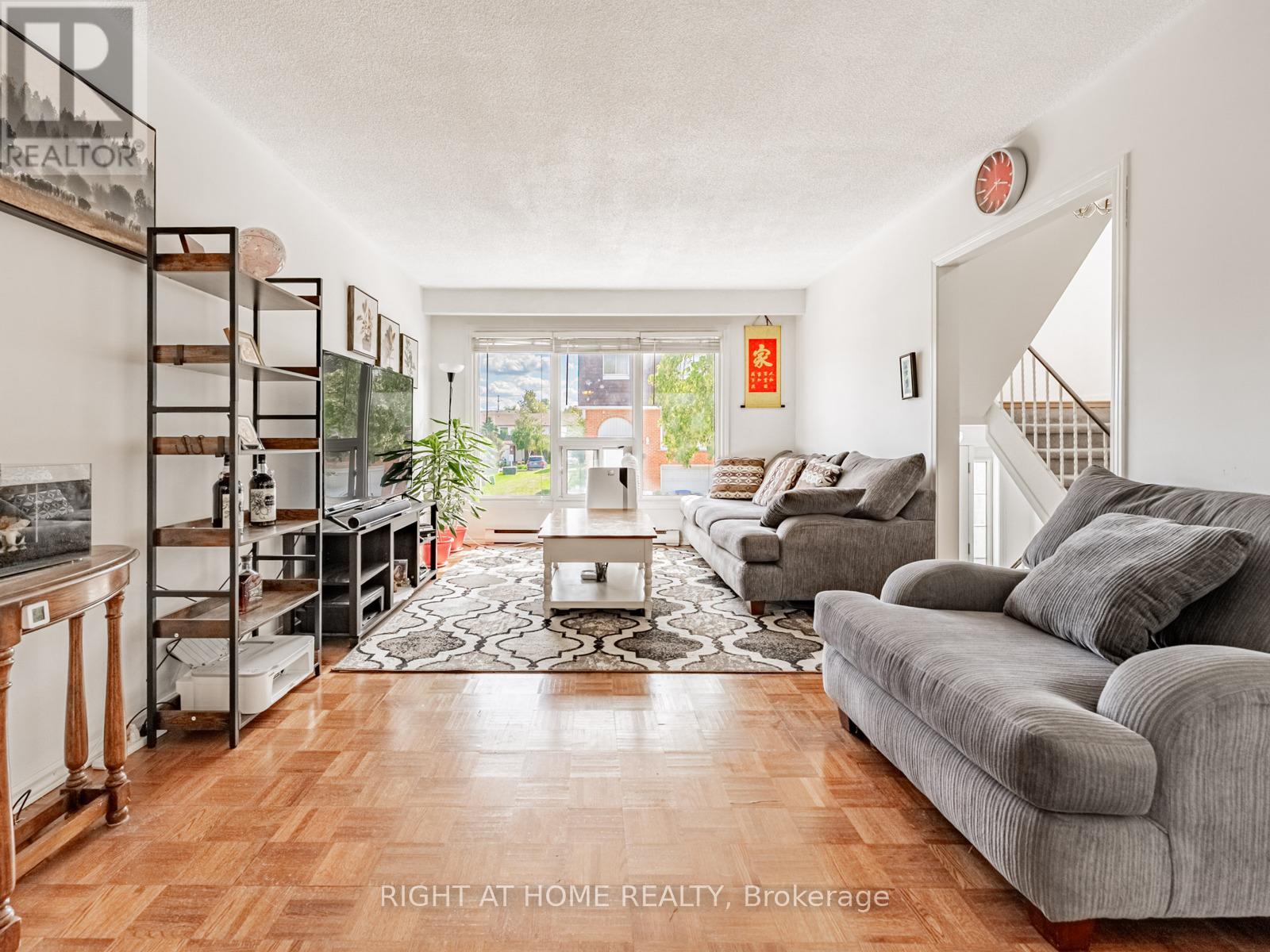 9 - 2380 Bromsgrove Road Sw, Mississauga (Clarkson), Ontario  L5J 4E6 - Photo 7 - W12367843