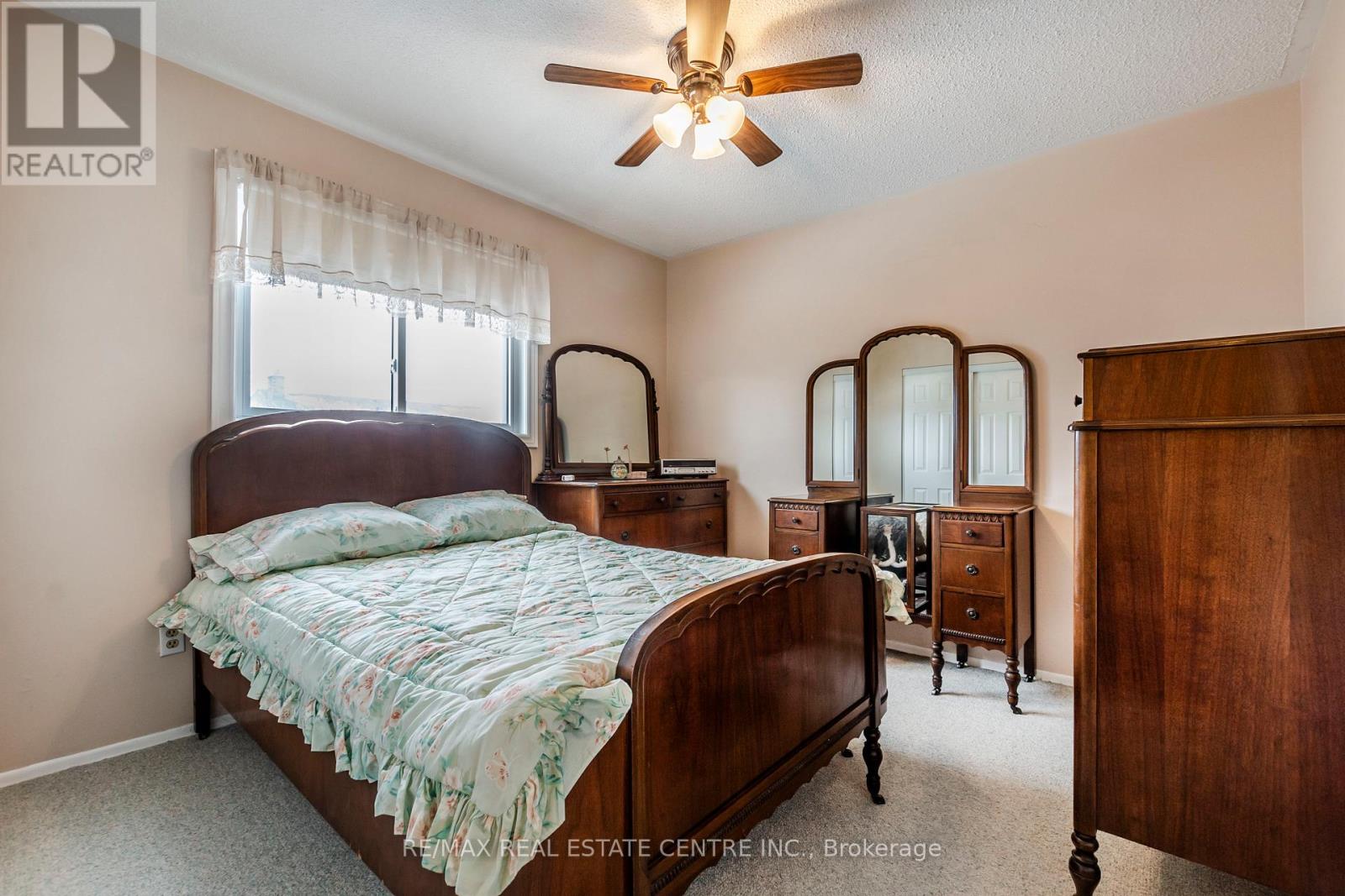 917 Maple Avenue, Milton, Ontario  L9T 3X6 - Photo 24 - W12367846