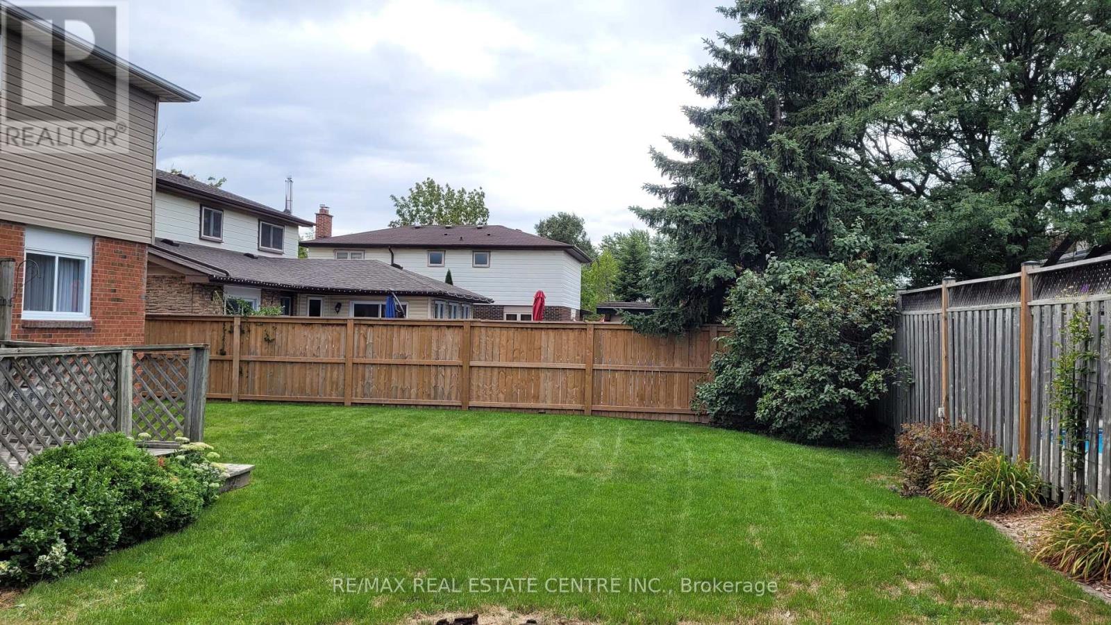 Property at 917 MAPLE AVENUE image 3