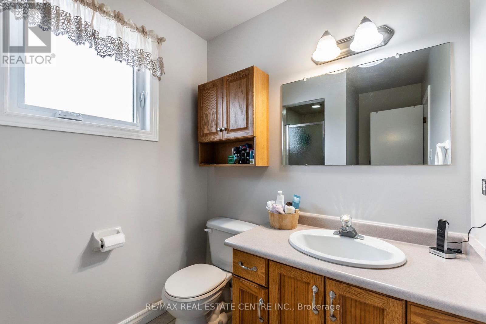 917 Maple Avenue, Milton, Ontario  L9T 3X6 - Photo 30 - W12367846