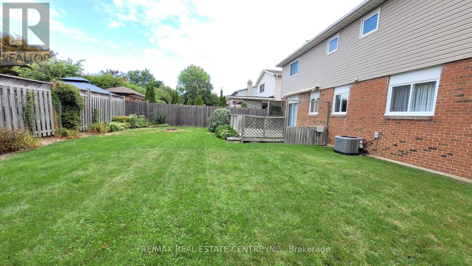 917 Maple Avenue, Milton, Ontario  L9T 3X6 - Photo 46 - W12367846