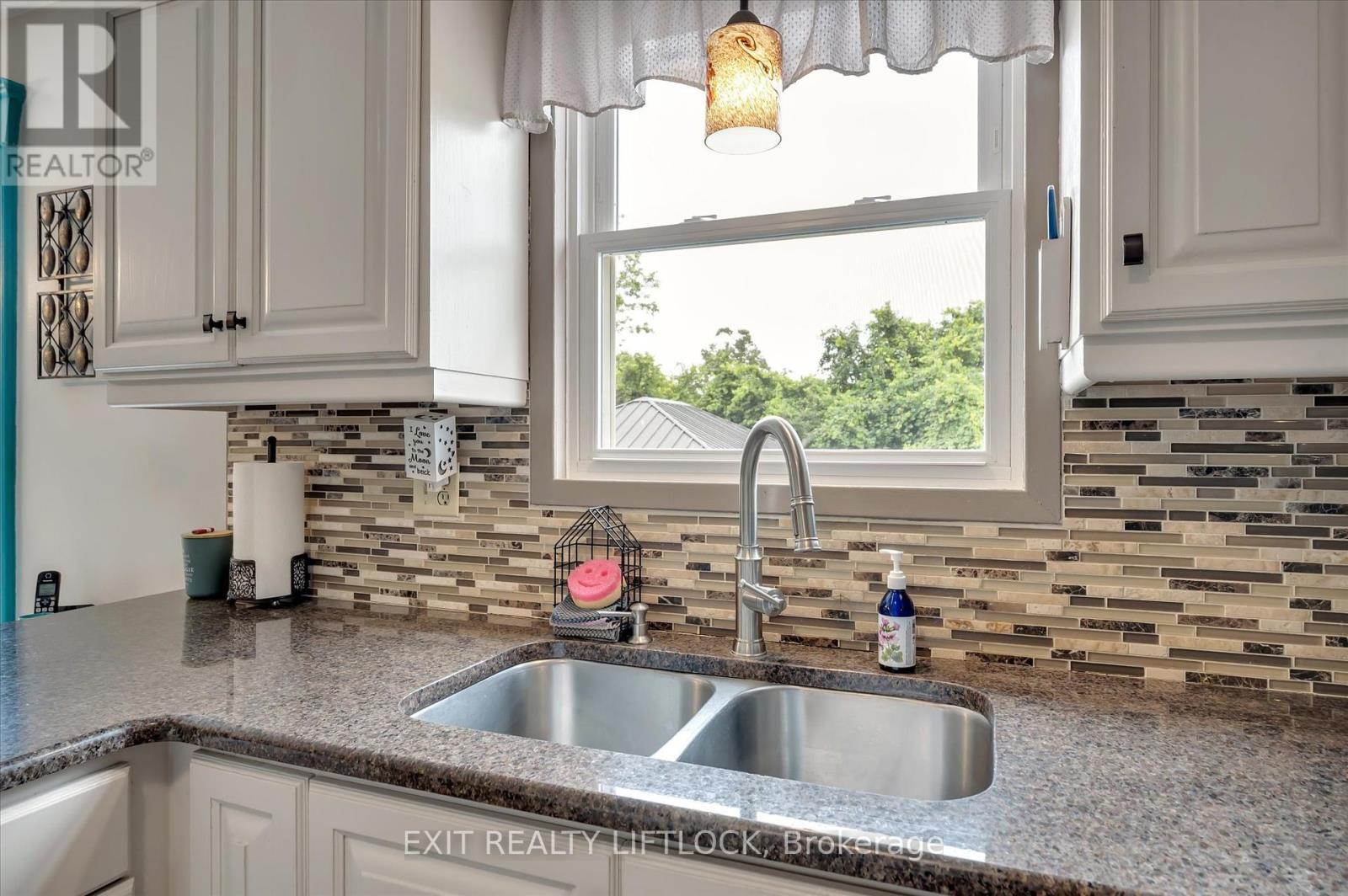 1437 Stewart Line, Cavan Monaghan, Ontario  L0A 1C0 - Photo 8 - X12367964