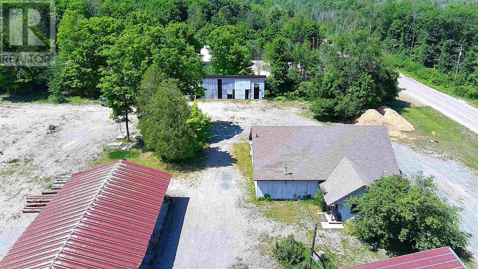3003 Base Line, Hilton Beach, Ontario  P0R 1G0 - Photo 39 - SM252407