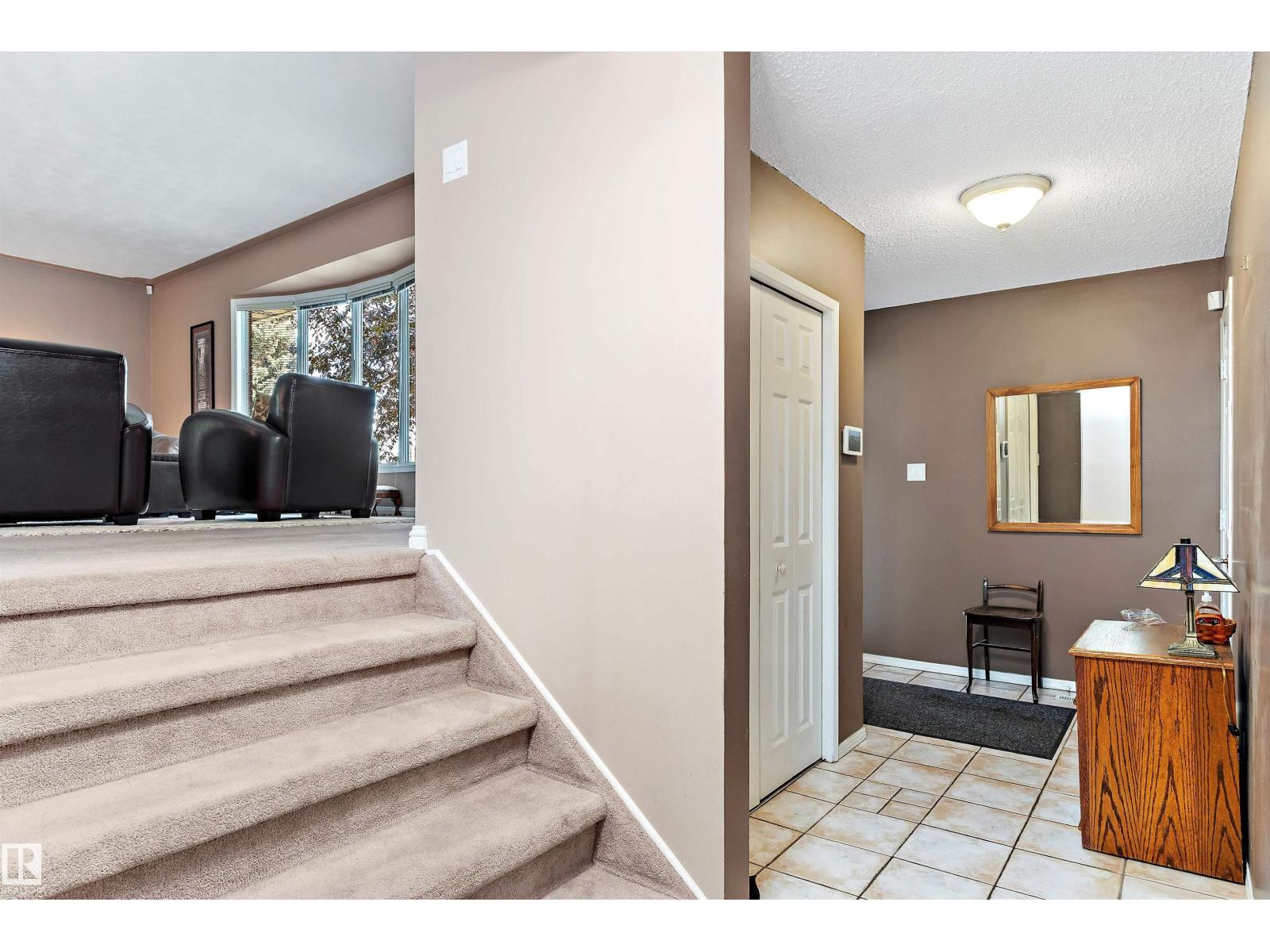 3112 109 St Nw, Edmonton, Alberta  T6J 3E6 - Photo 3 - E4454694