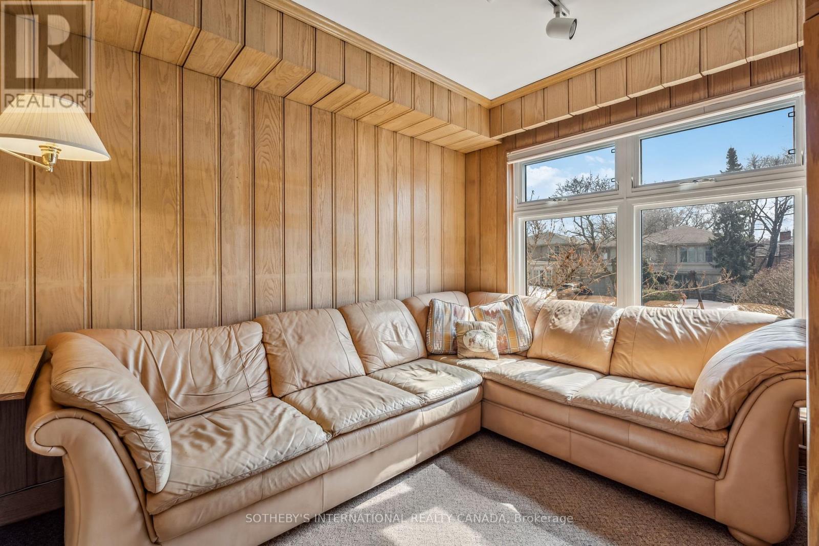 78 Ridelle Avenue, Toronto, Ontario  M6B 1J3 - Photo 15 - C12368032