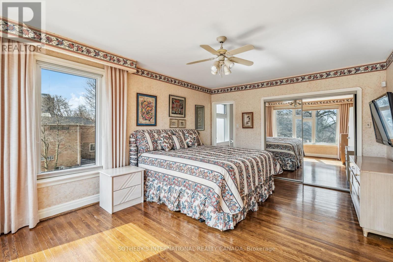78 Ridelle Avenue, Toronto, Ontario  M6B 1J3 - Photo 22 - C12368032