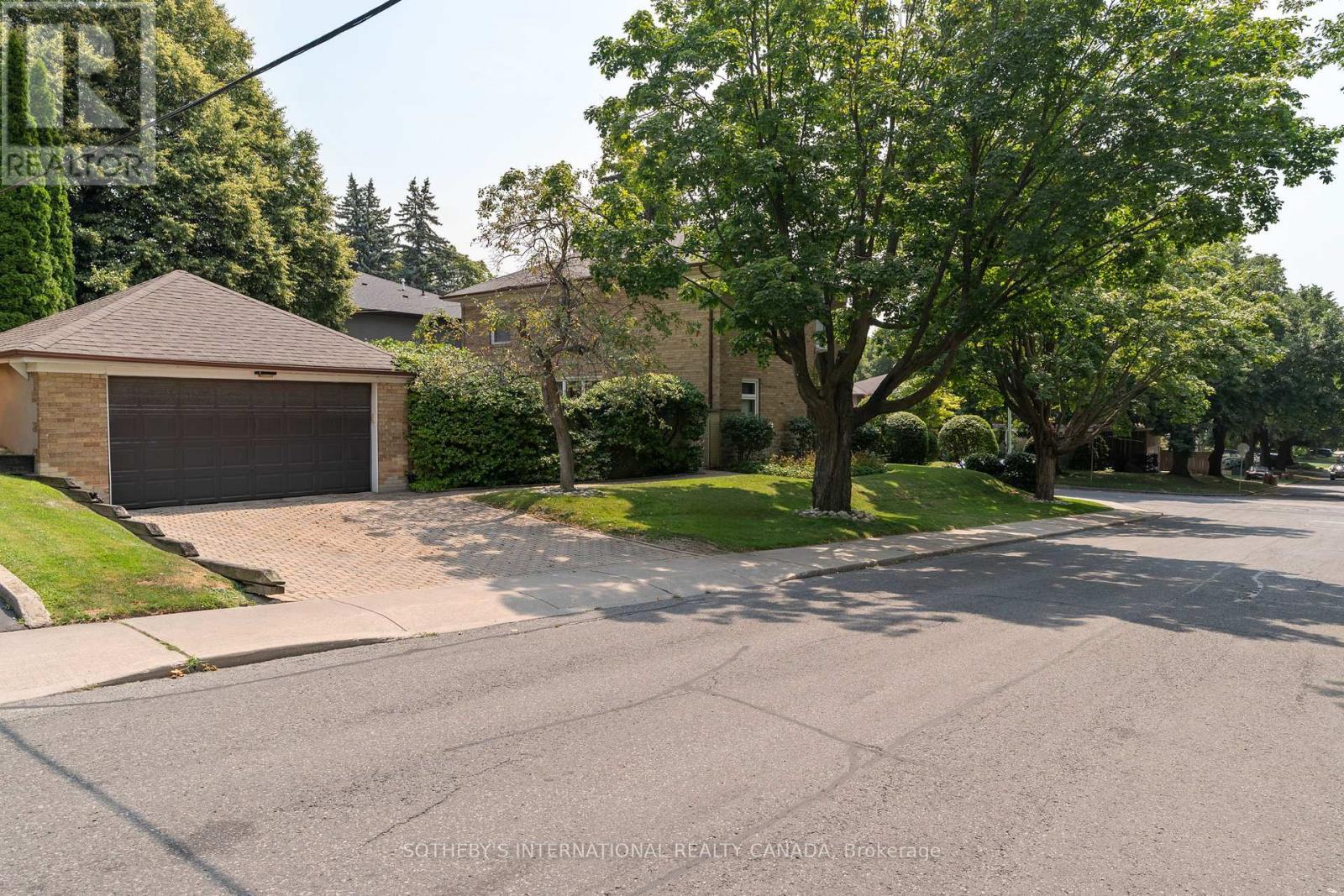 Property at 78 RIDELLE AVENUE image 3