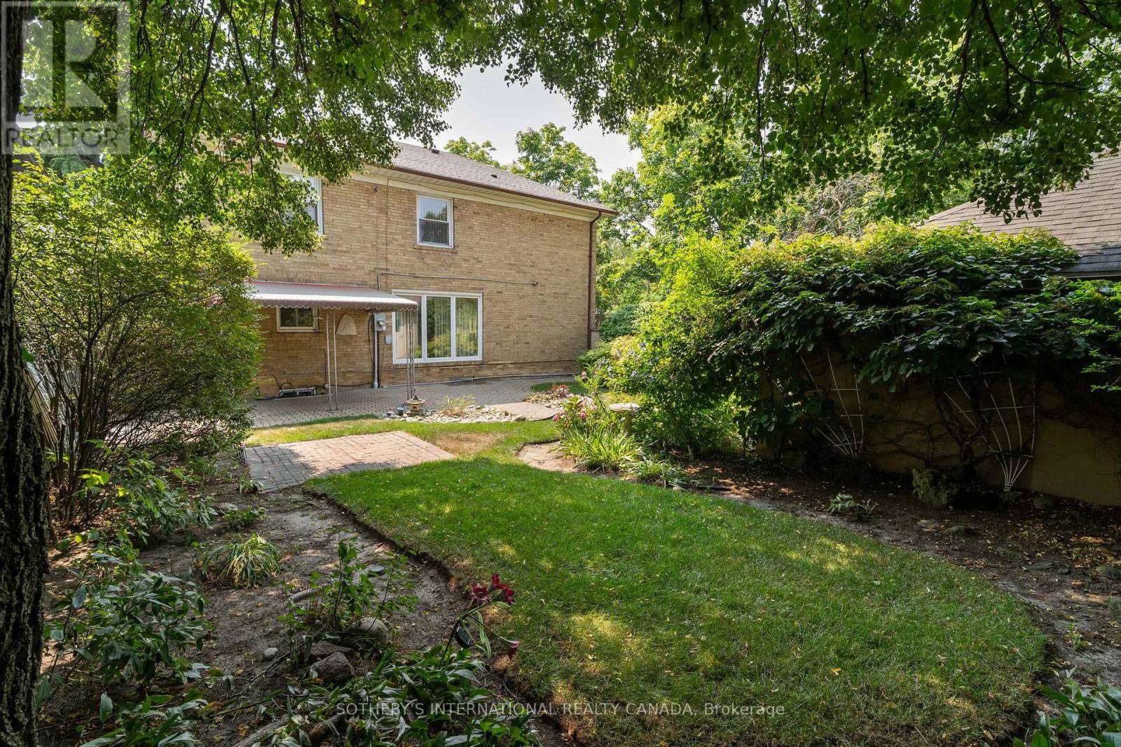 78 Ridelle Avenue, Toronto, Ontario  M6B 1J3 - Photo 38 - C12368032